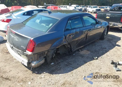 2018 Chrysler 300 300S z USA, uszkodzony, nr VIN 2C3CCABG3JH326042